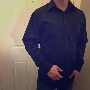 Perry Ellis Men’s shirt